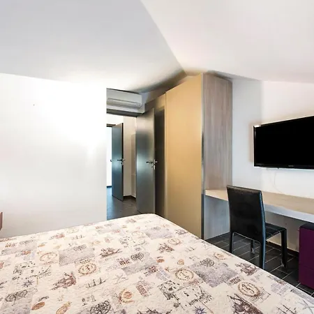 Penthouse Colonno
