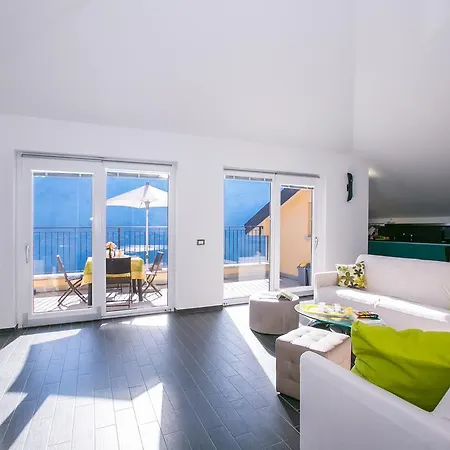 Apartment Colonno Penthouse